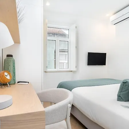 Luxury Duplex Prime Location Great For Families-2